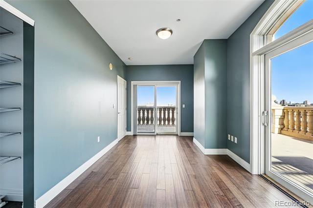 1950 N Logan Street Unit: 1109