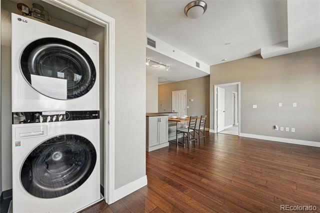 1950 N Logan Street Unit: 1109