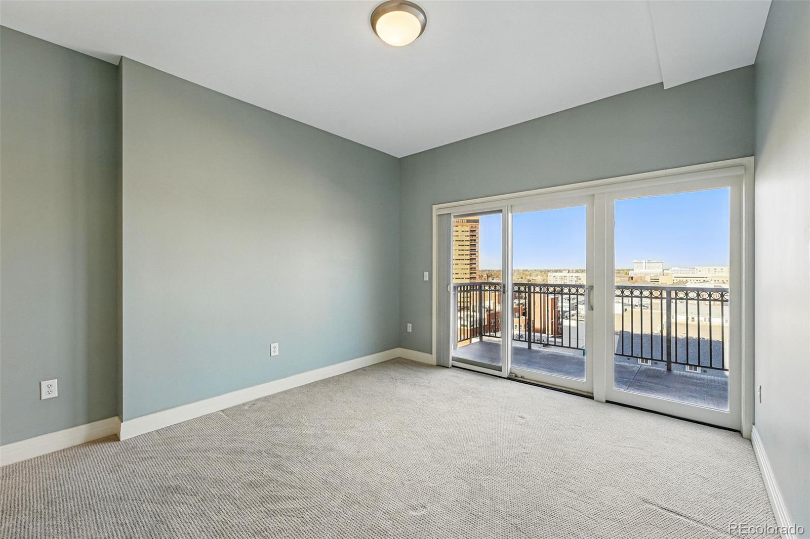 1950 N Logan Street Unit: 1109