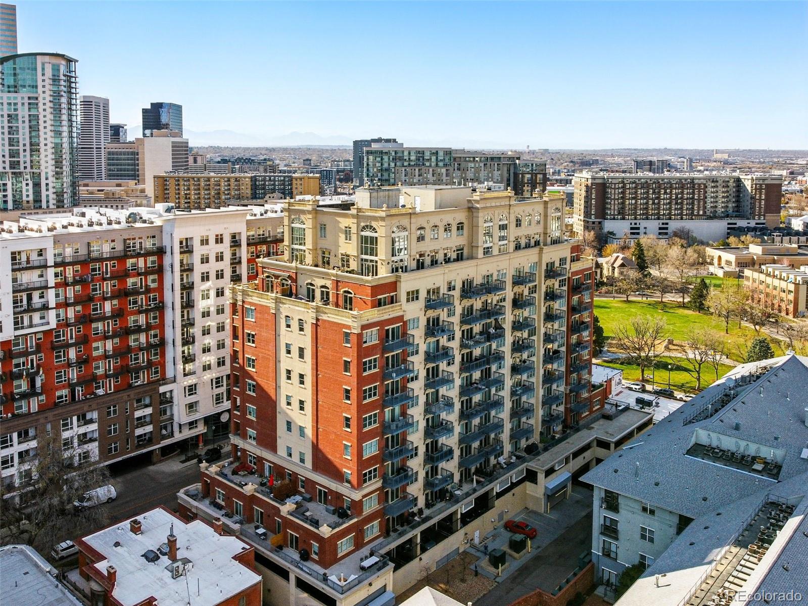 1950 N Logan Street Unit: 1109