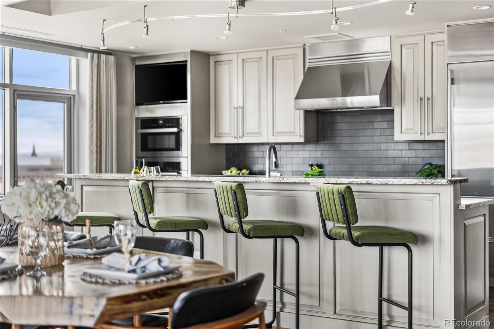 1411 Wynkoop Street Unit: 806