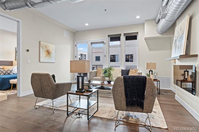 3198 Blake Street Unit: 305