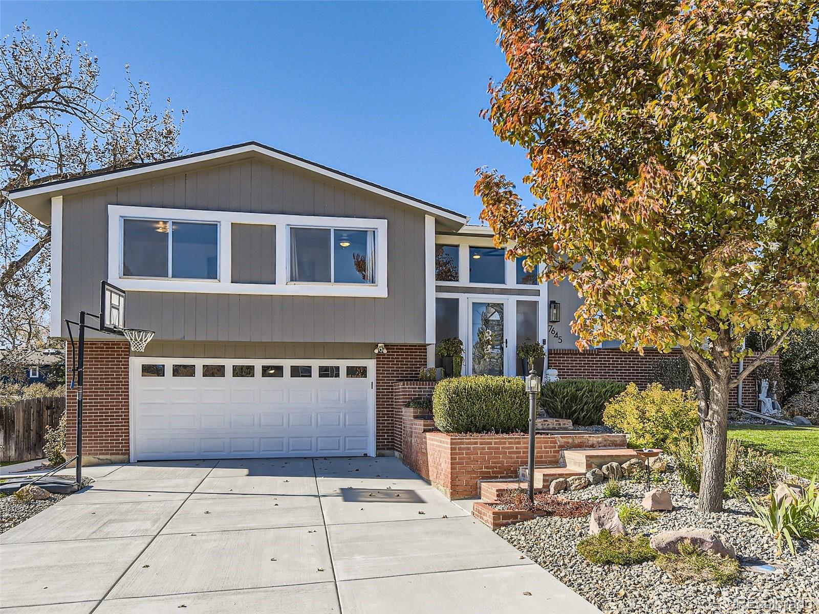7645 S Harlan Street