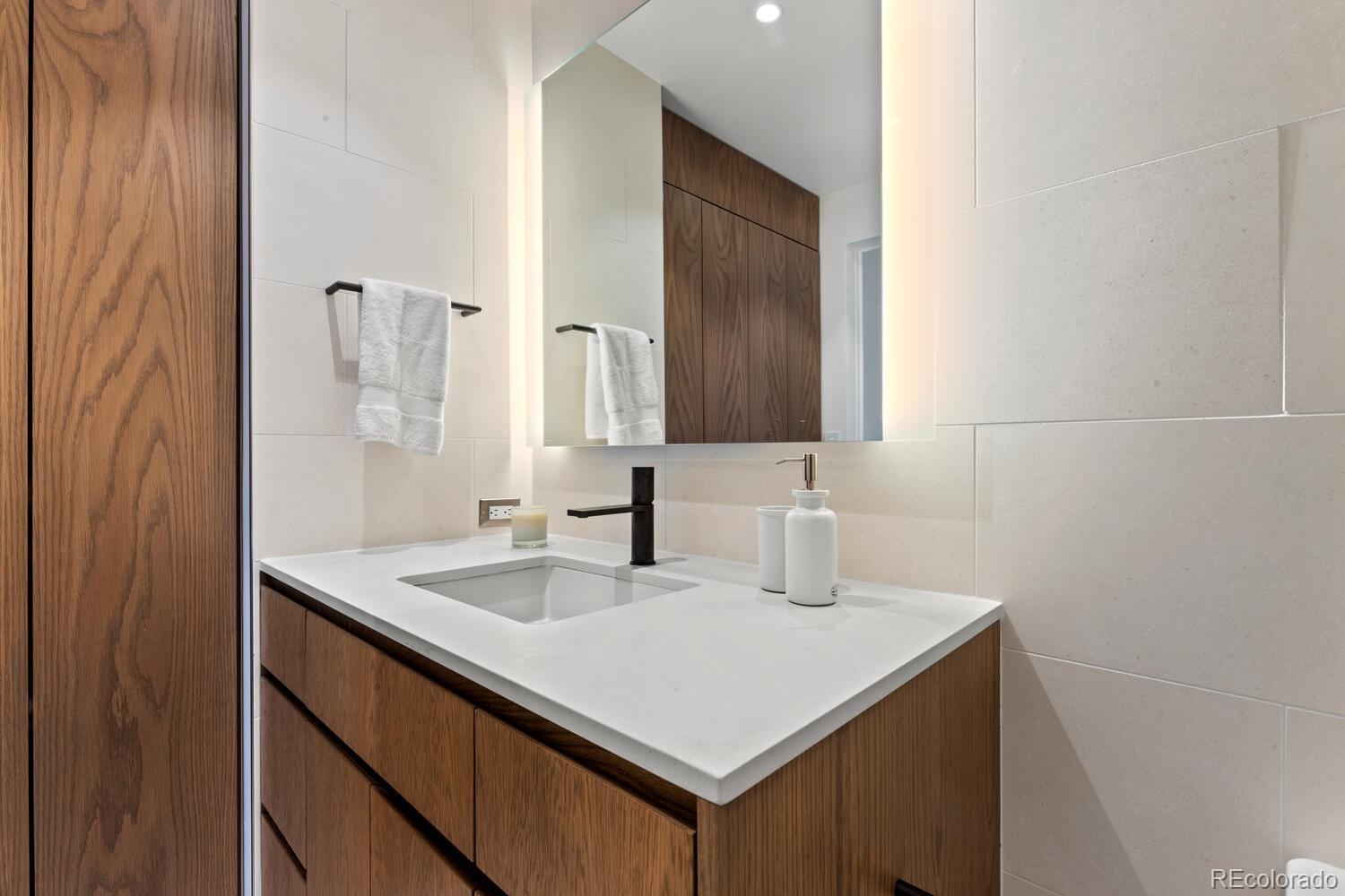 1700 Bassett Street Unit: 2214
