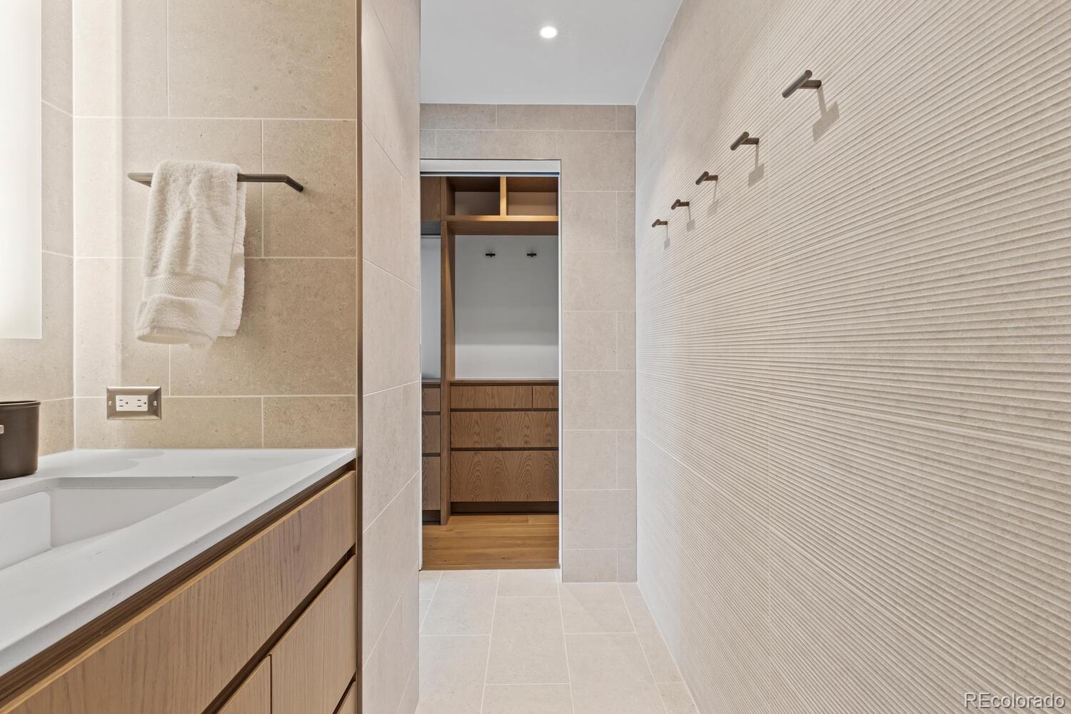 1700 Bassett Street Unit: 2214