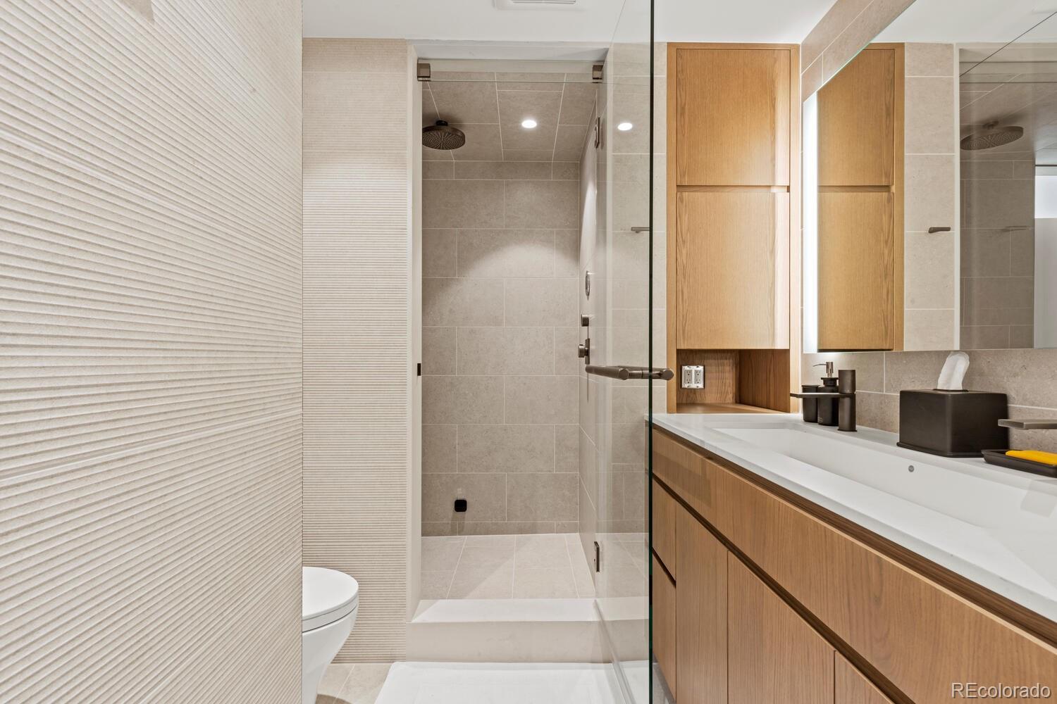 1700 Bassett Street Unit: 2214