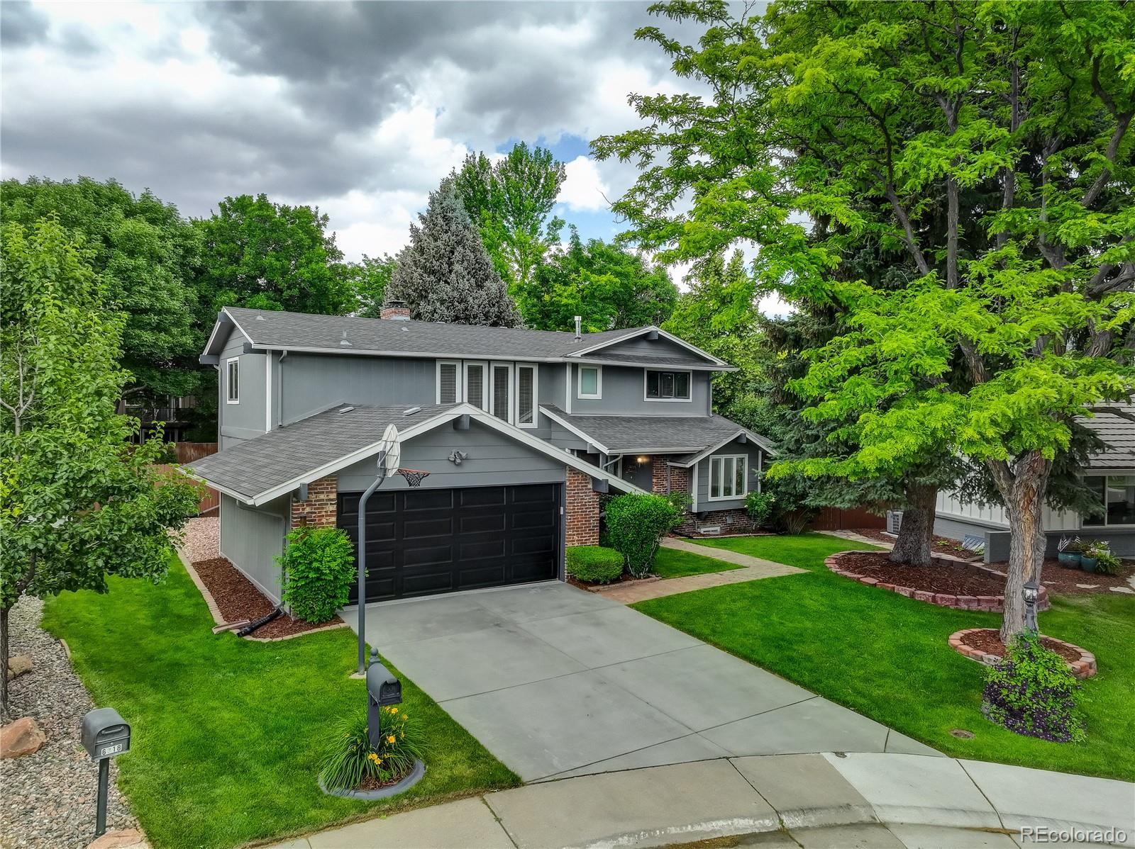 6338 S Oneida Court