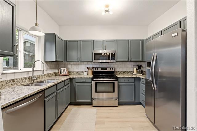 2135 W 101st Circle