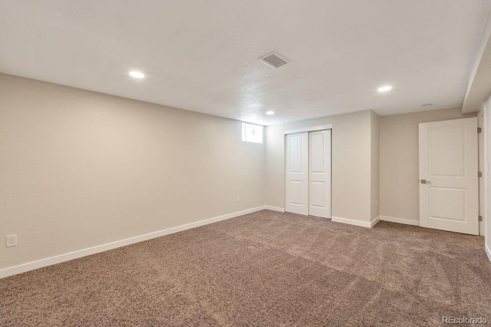 3338 W Arlington Avenue