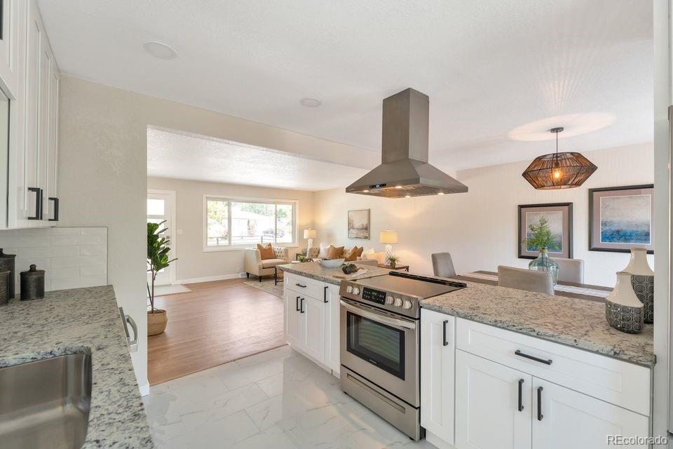 3338 W Arlington Avenue