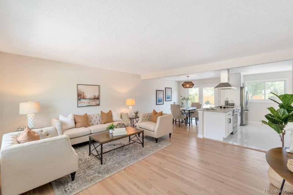 3338 W Arlington Avenue