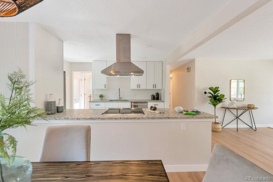 3338 W Arlington Avenue