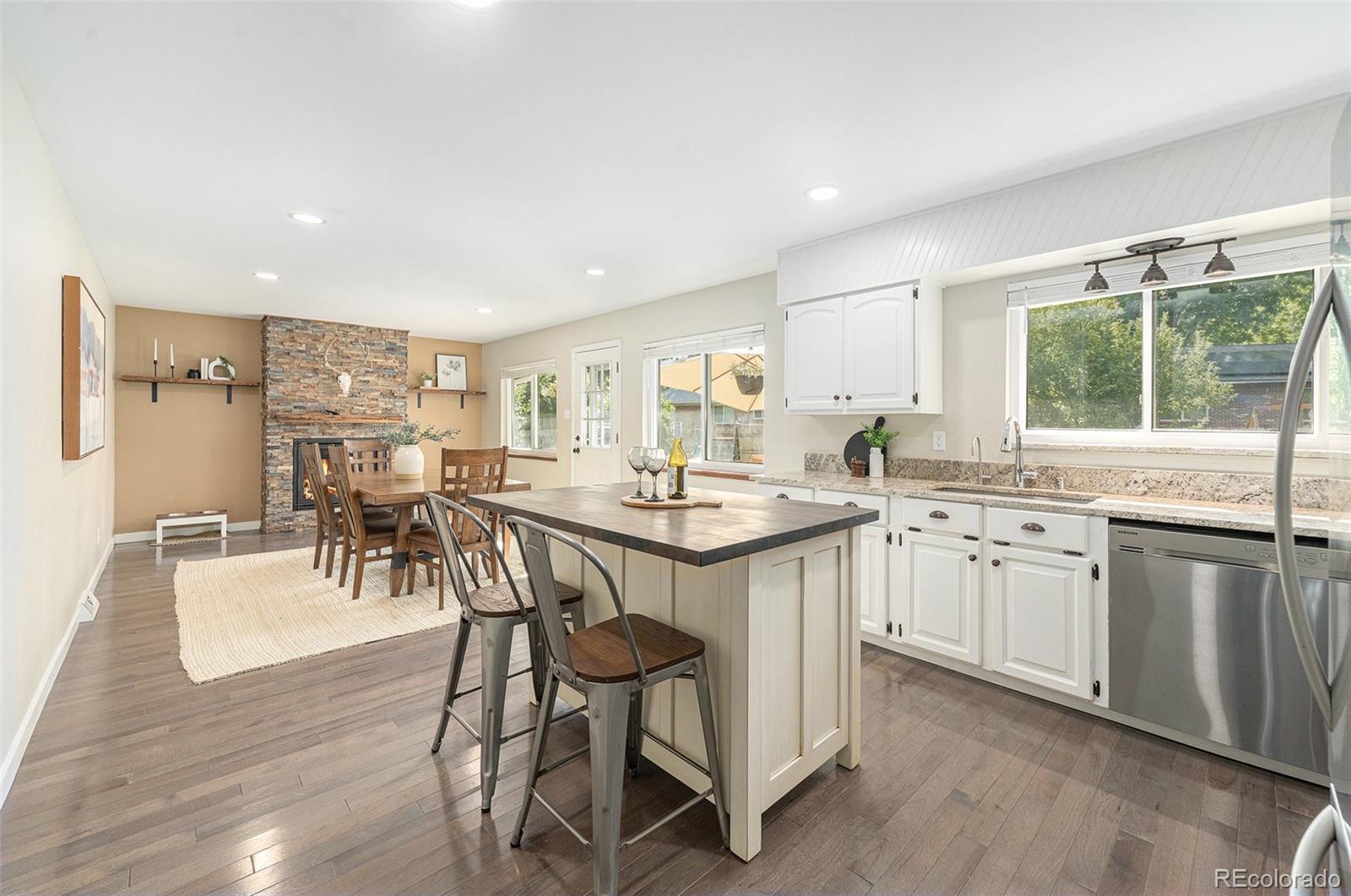12475 W Iowa Drive