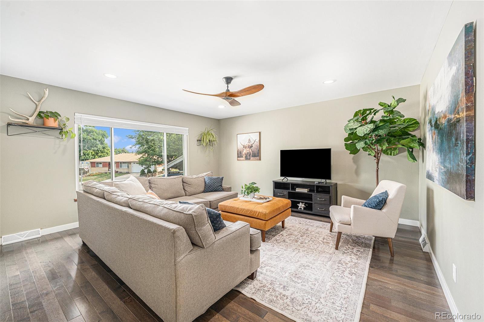 12475 W Iowa Drive