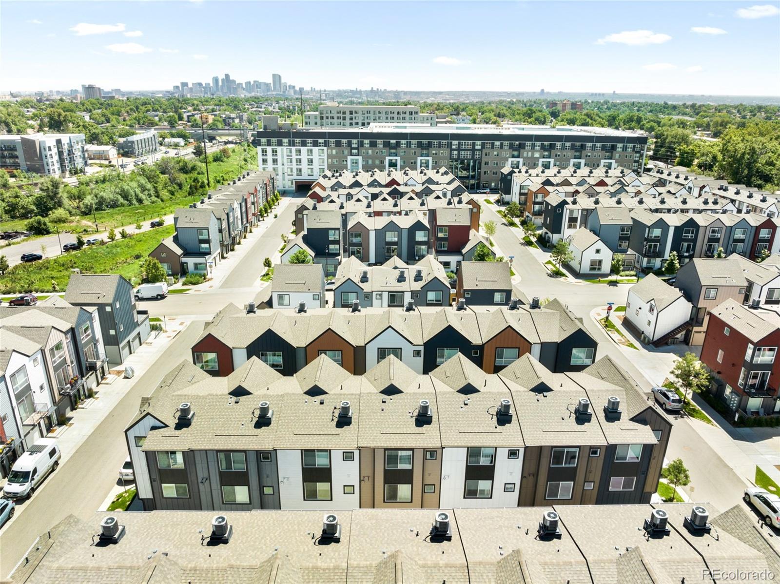 5644 W 11th Place