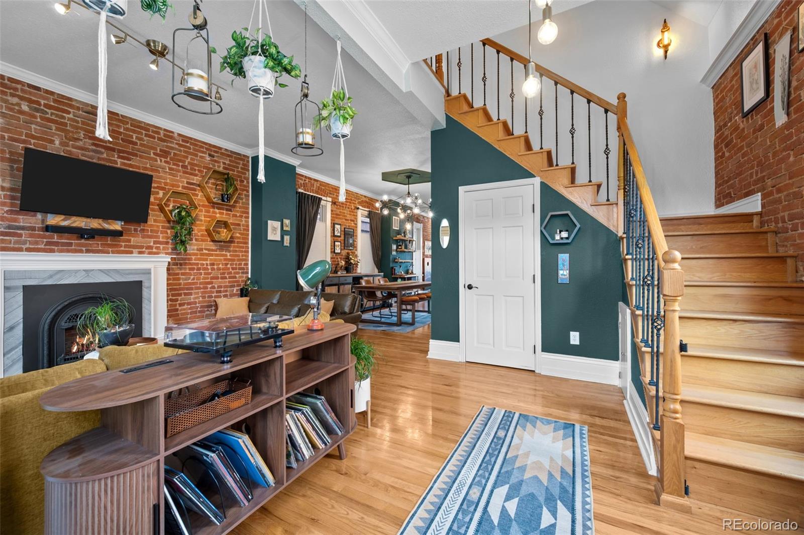 2535 California Street