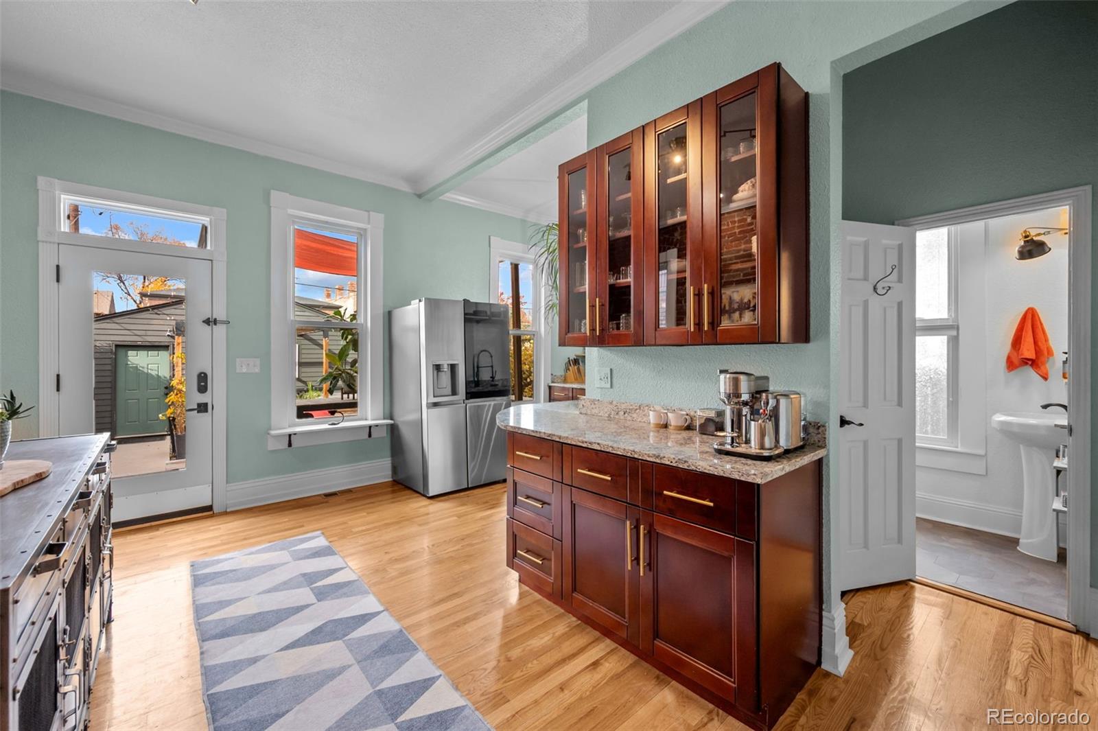 2535 California Street