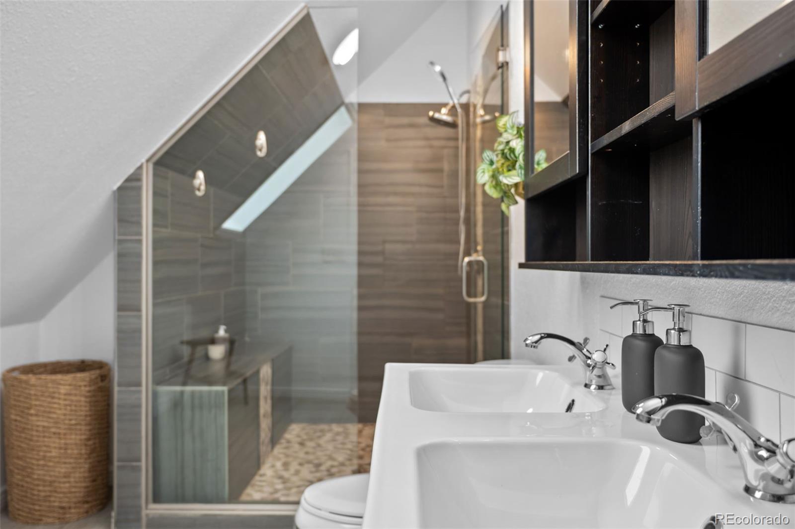 2535 California Street