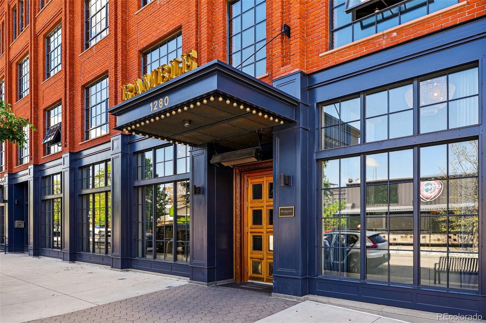 2400 N Broadway Unit: 4