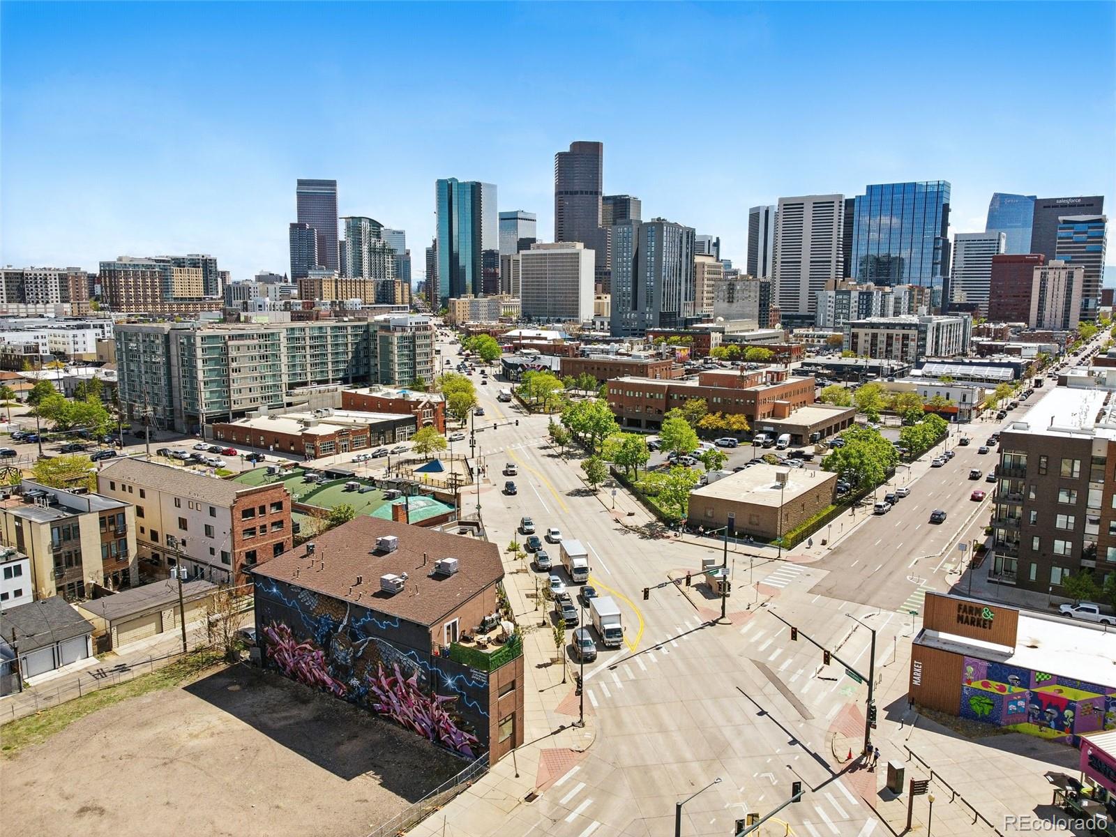 2400 N Broadway Unit: 4