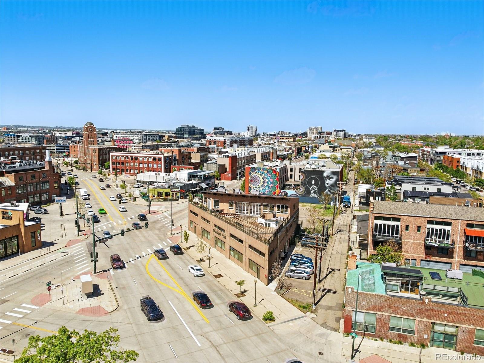 2400 N Broadway Unit: 4