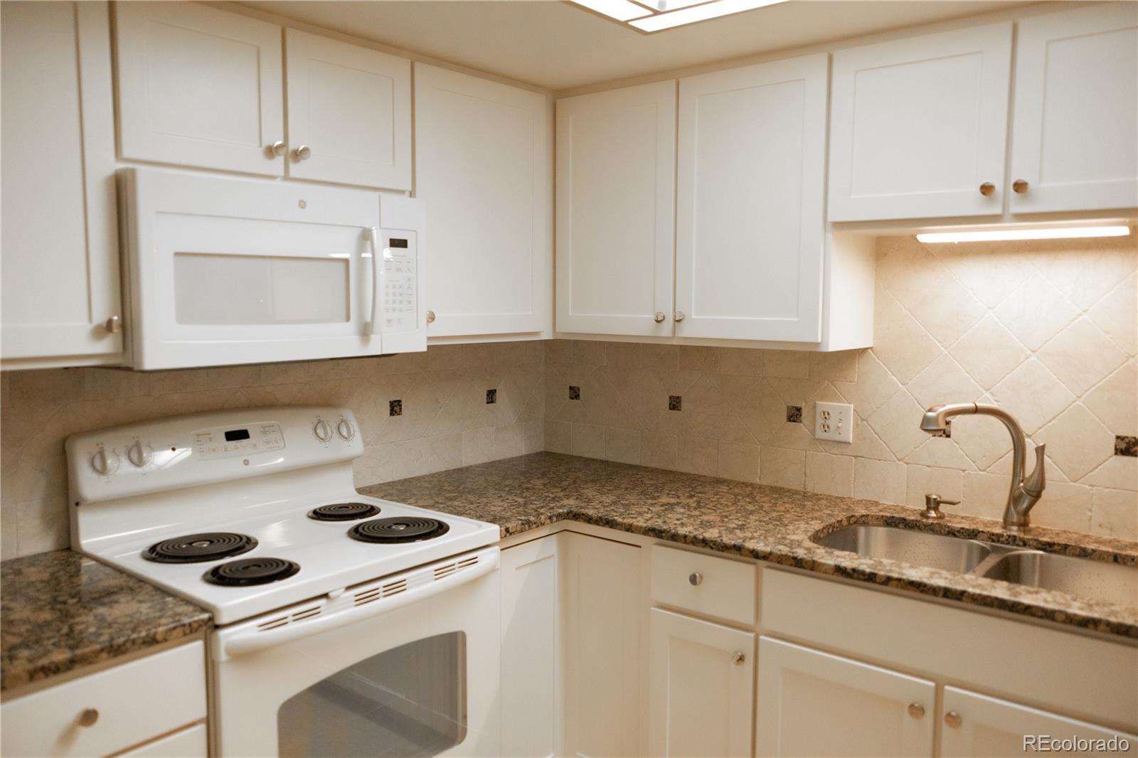 14390 E Marina Drive Unit: 207