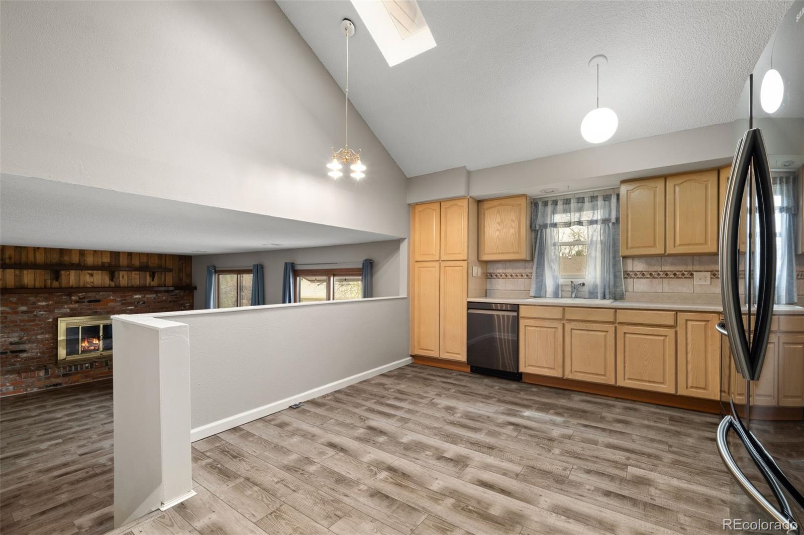 9911 Perry Court