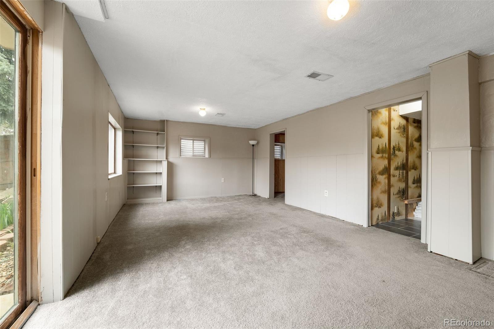 9911 Perry Court