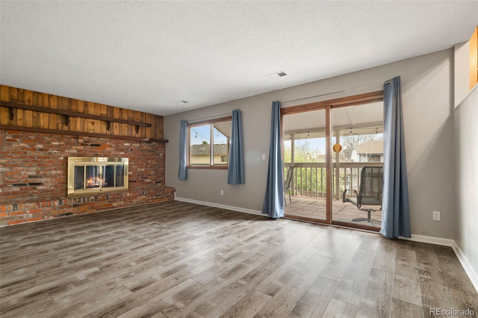 9911 Perry Court