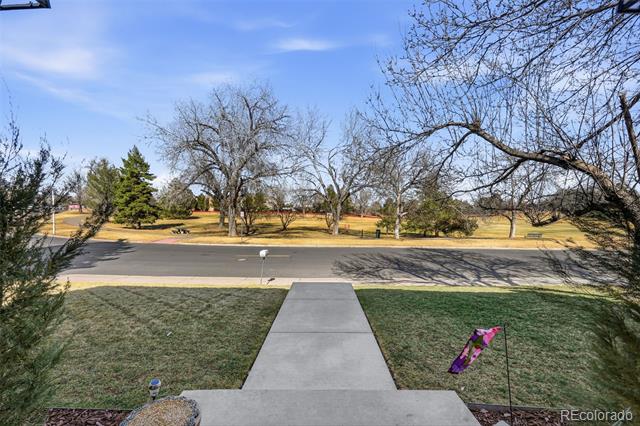 3565 S Oneida Way