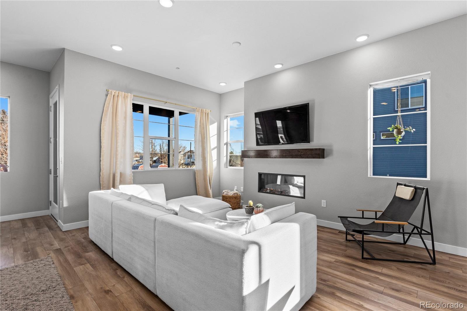 1415 W 68th Avenue