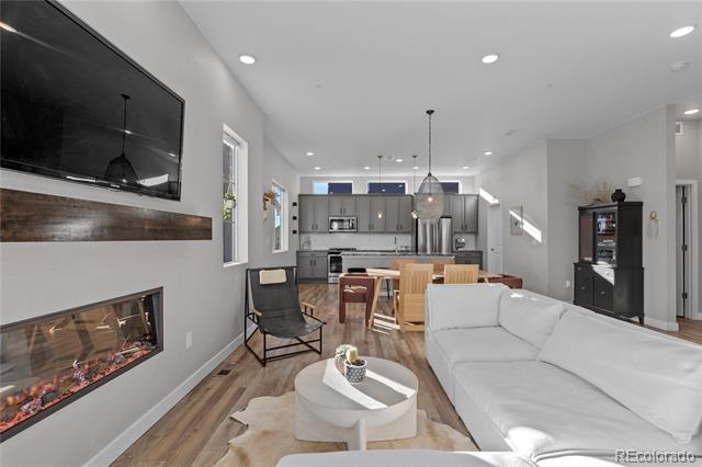 1415 W 68th Avenue