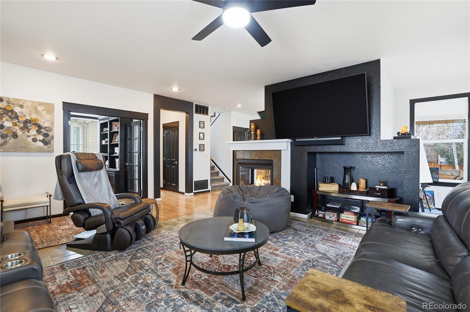 10059 Southlawn Circle