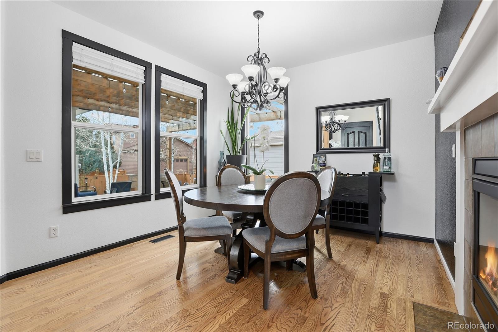 10059 Southlawn Circle