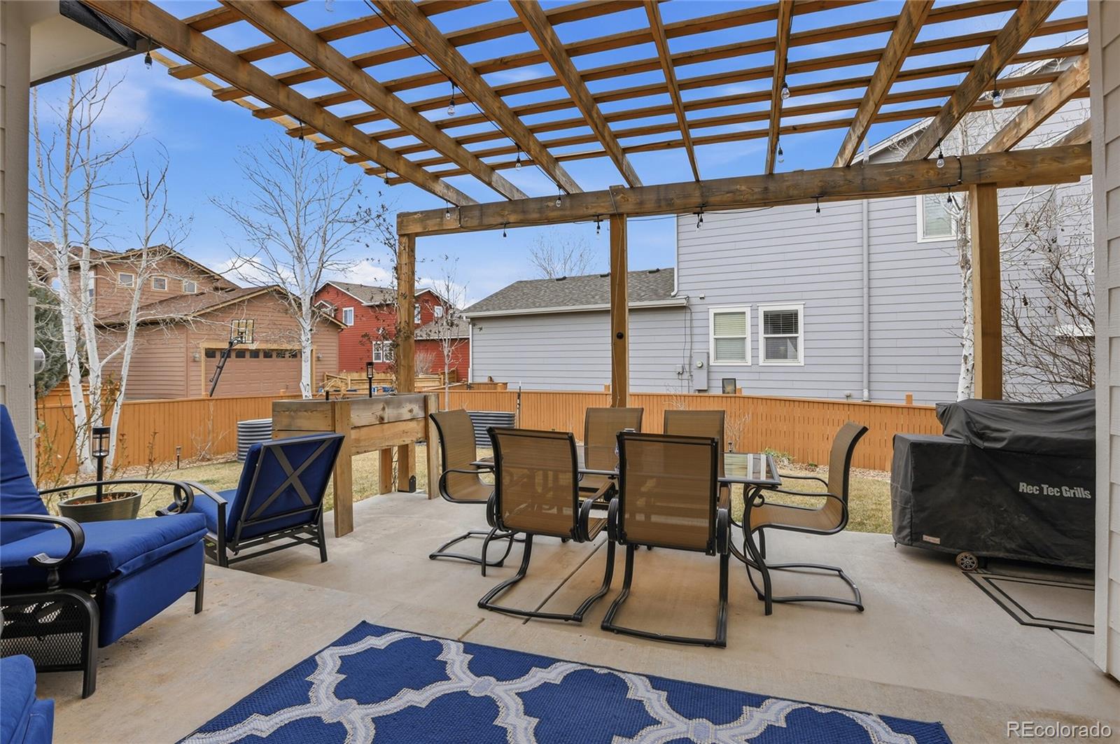 10059 Southlawn Circle