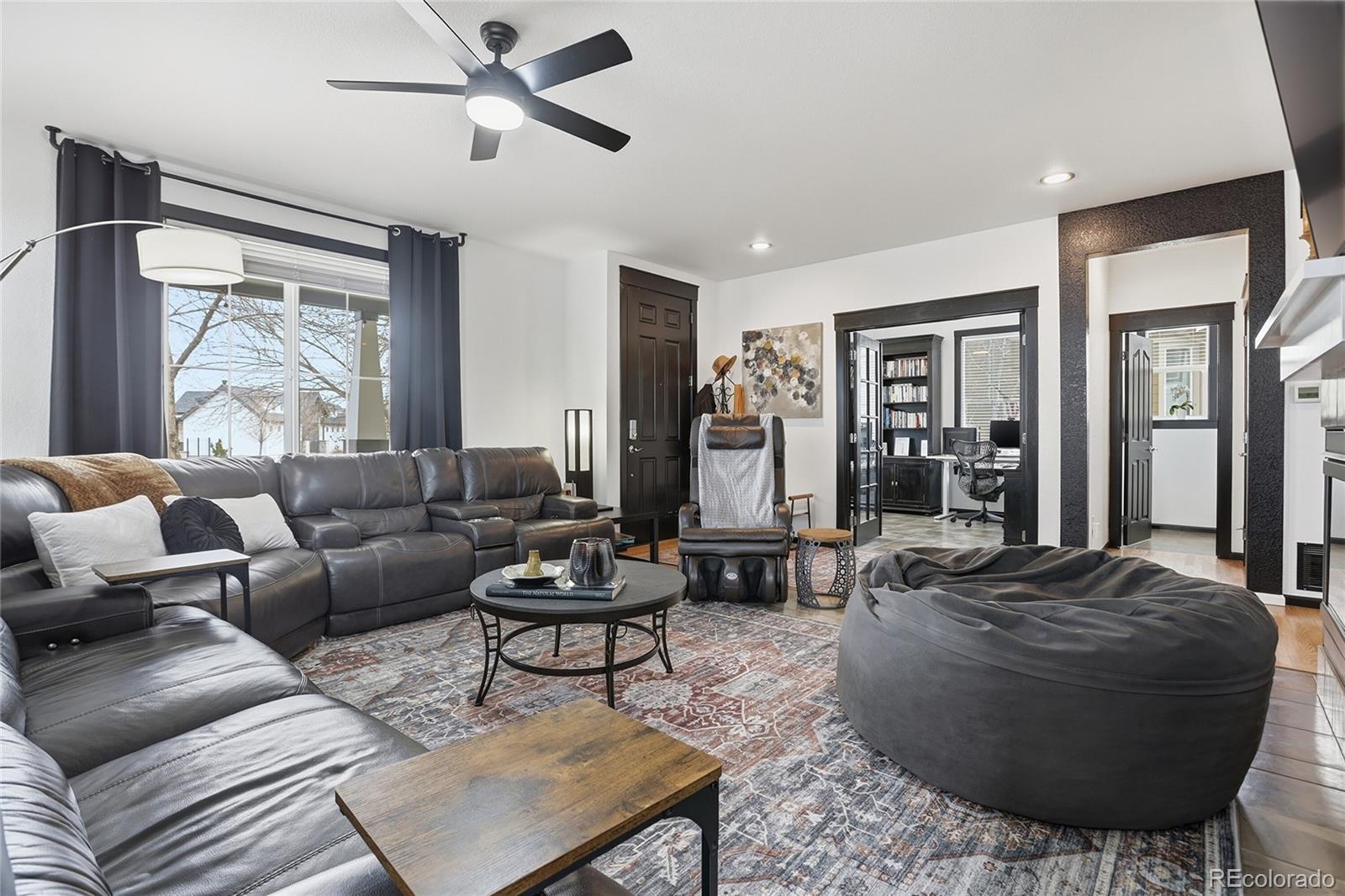 10059 Southlawn Circle