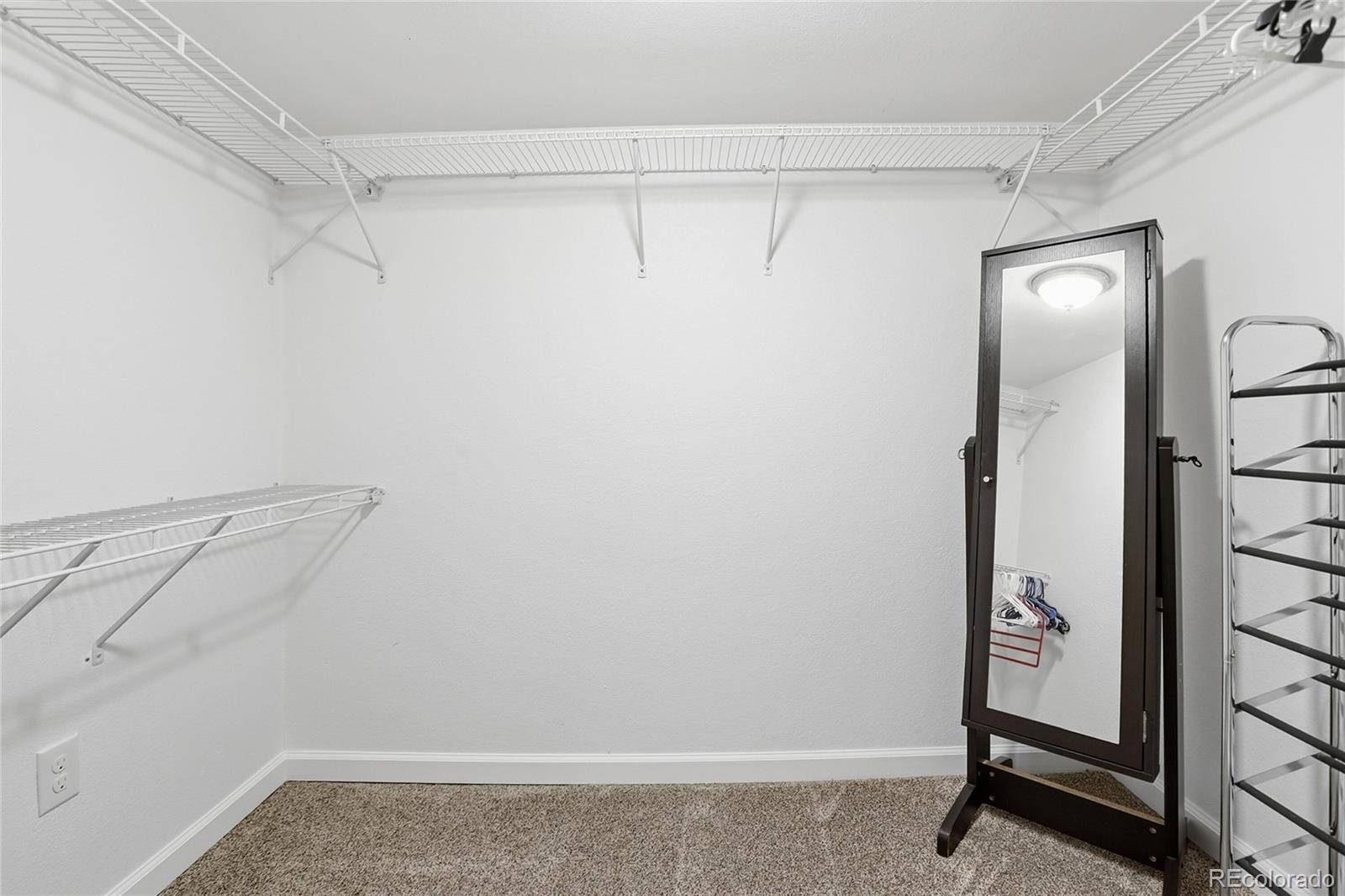 10059 Southlawn Circle