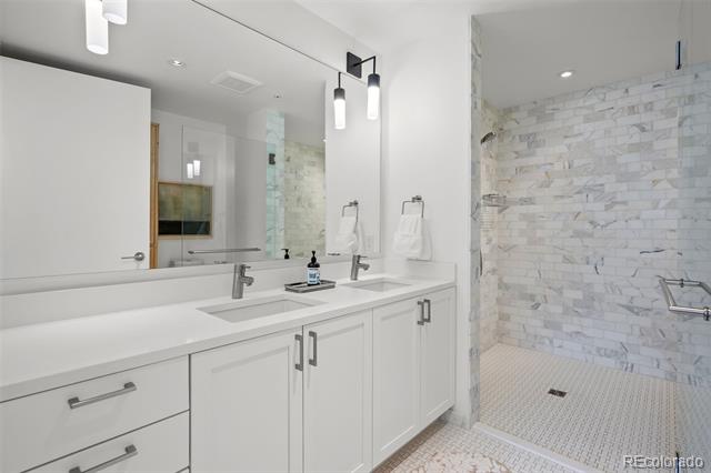 1750 Wewatta Street Unit: 1201