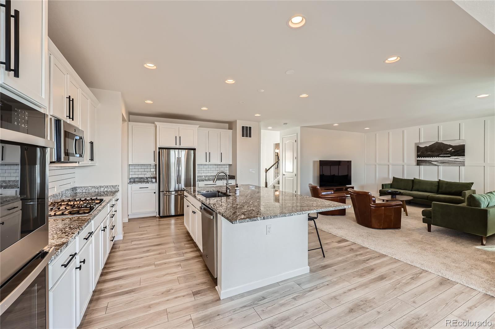 3643 White Rose Loop