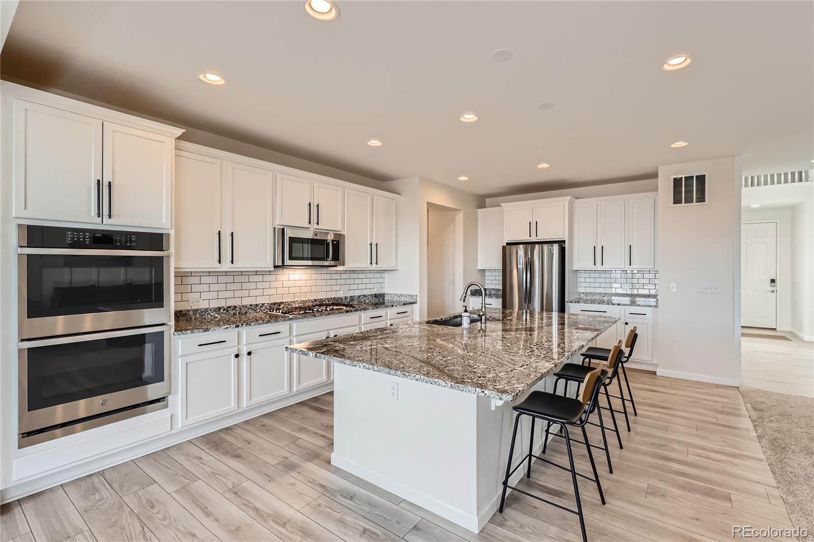 3643 White Rose Loop