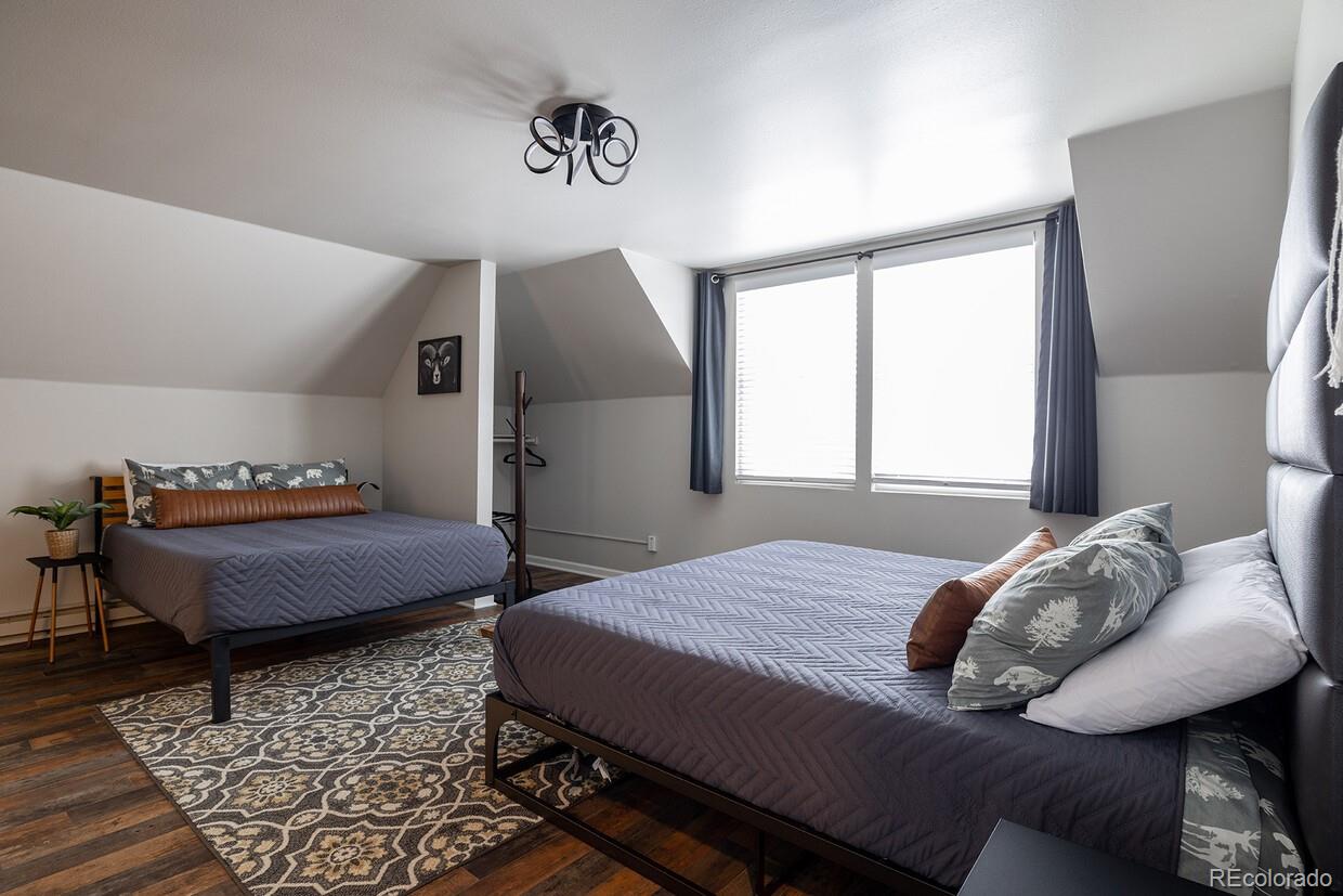 405 Lions Gate Drive