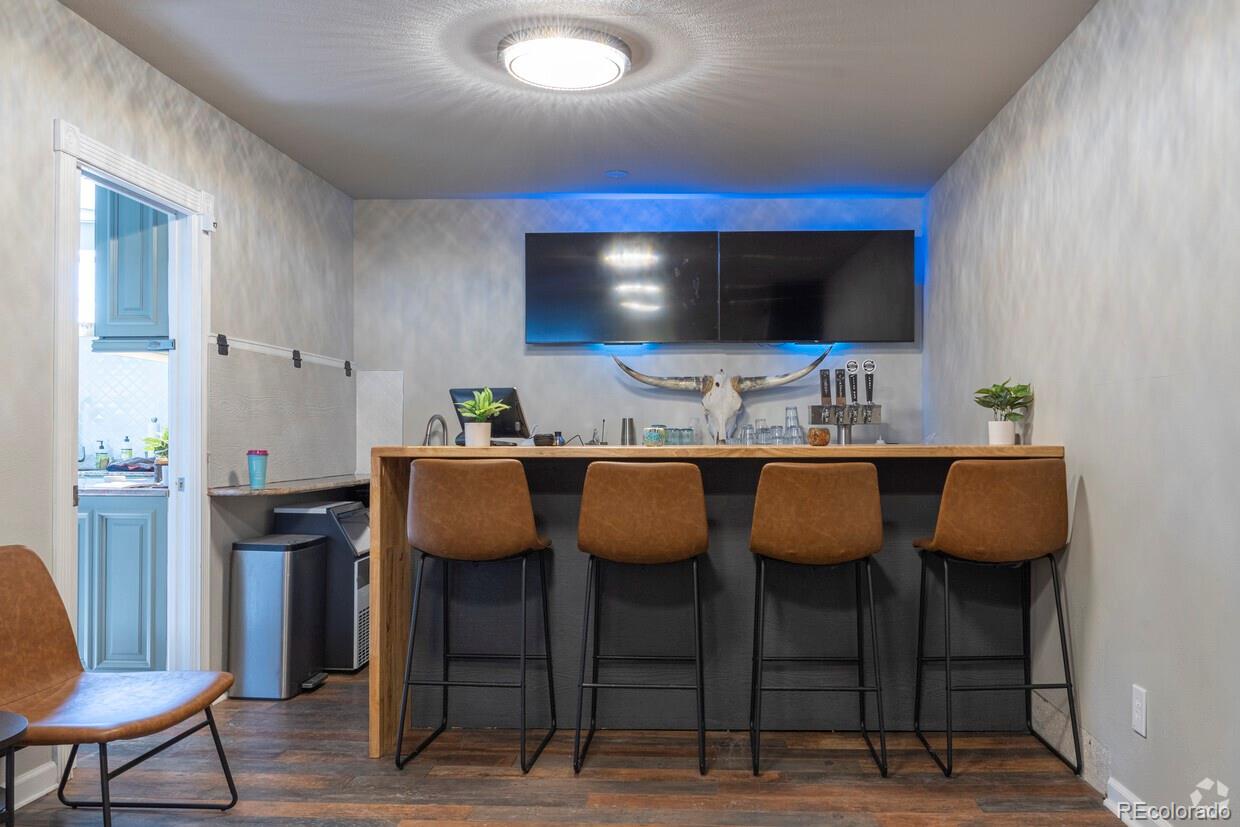 405 Lions Gate Drive