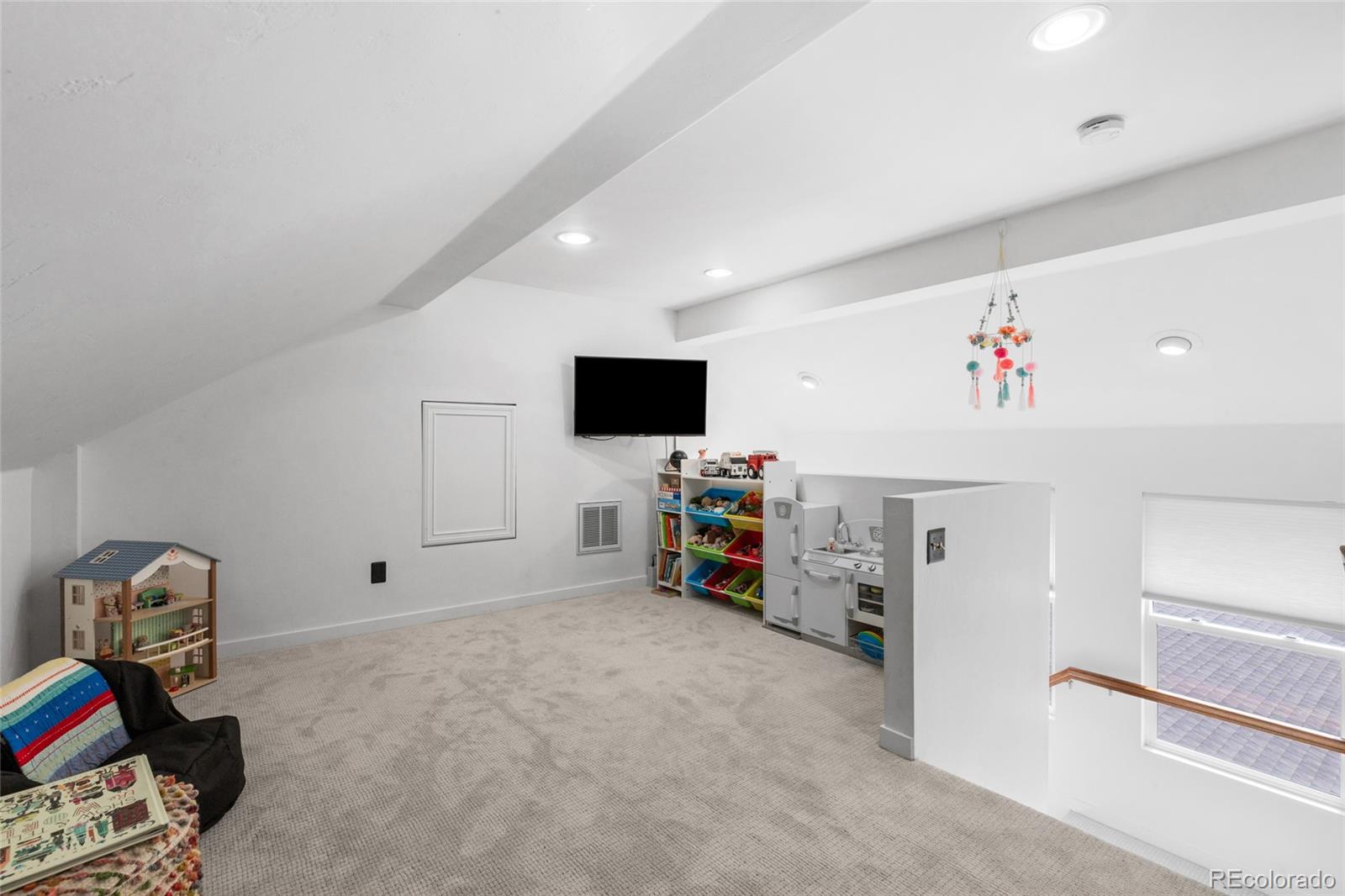 449 S Humboldt Street