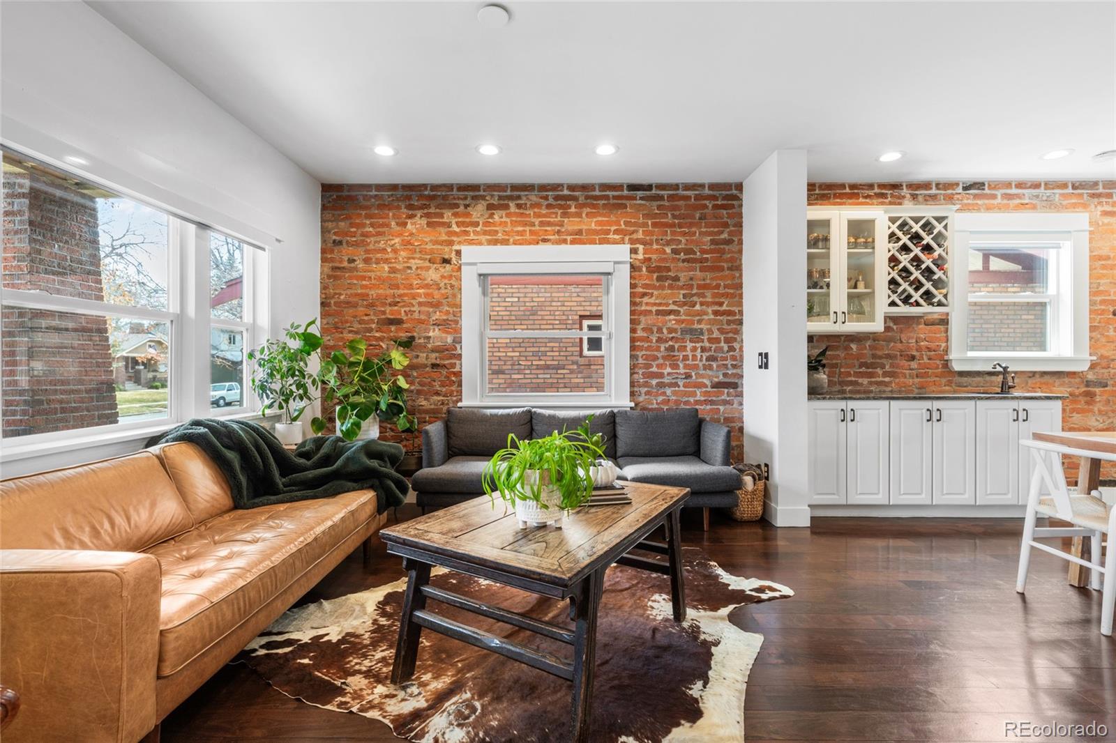 449 S Humboldt Street