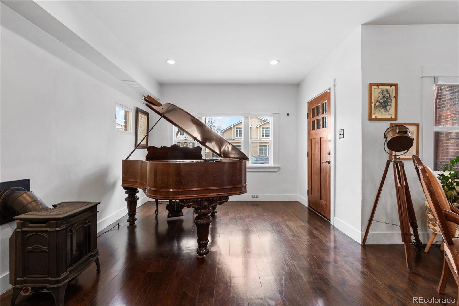 449 S Humboldt Street