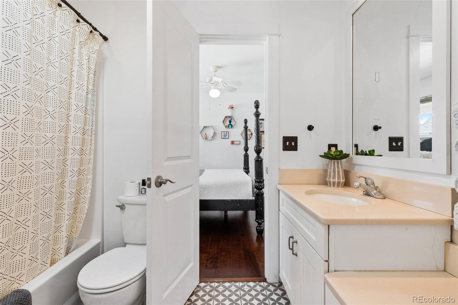 449 S Humboldt Street