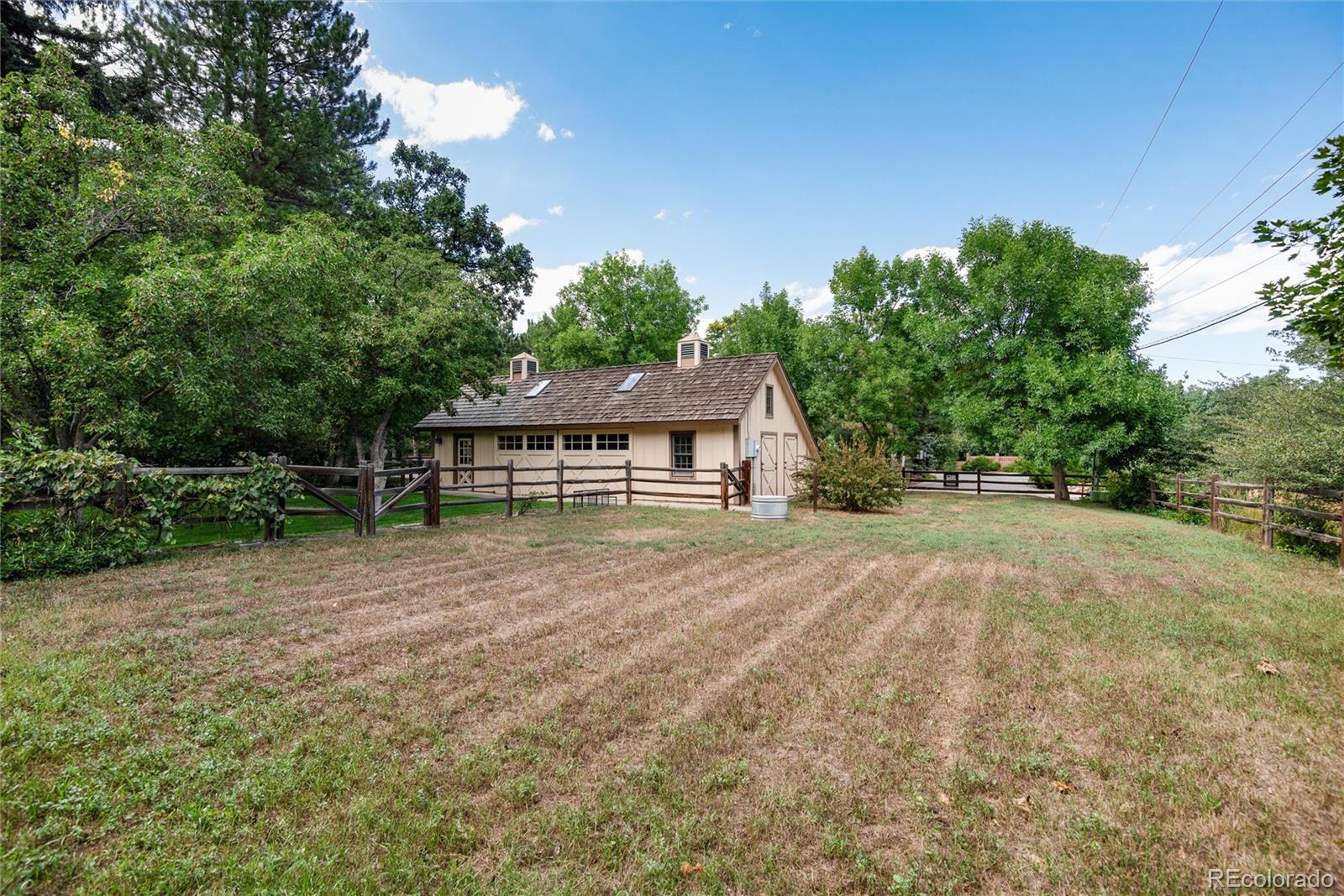 8 Meadowview Lane