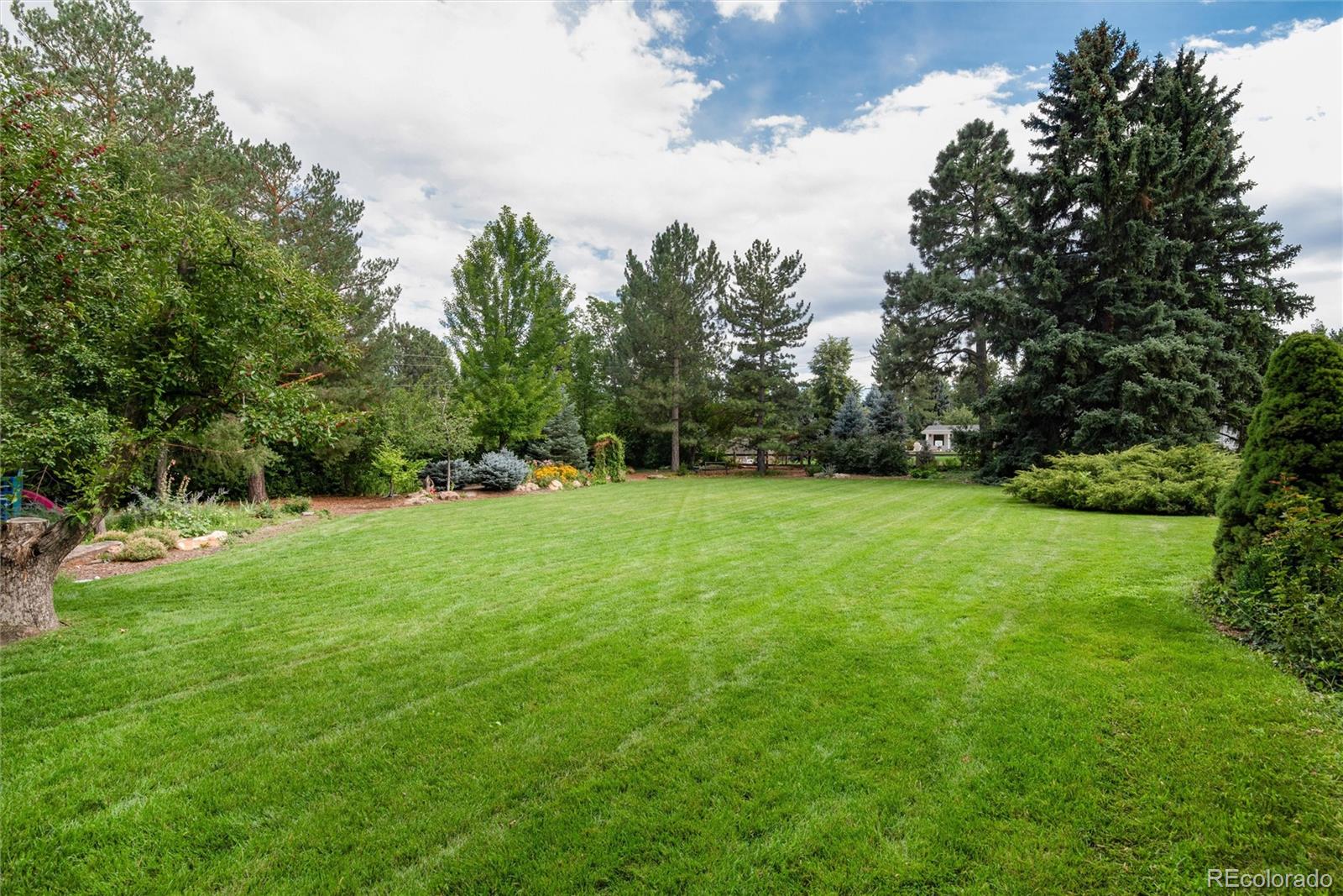 8 Meadowview Lane