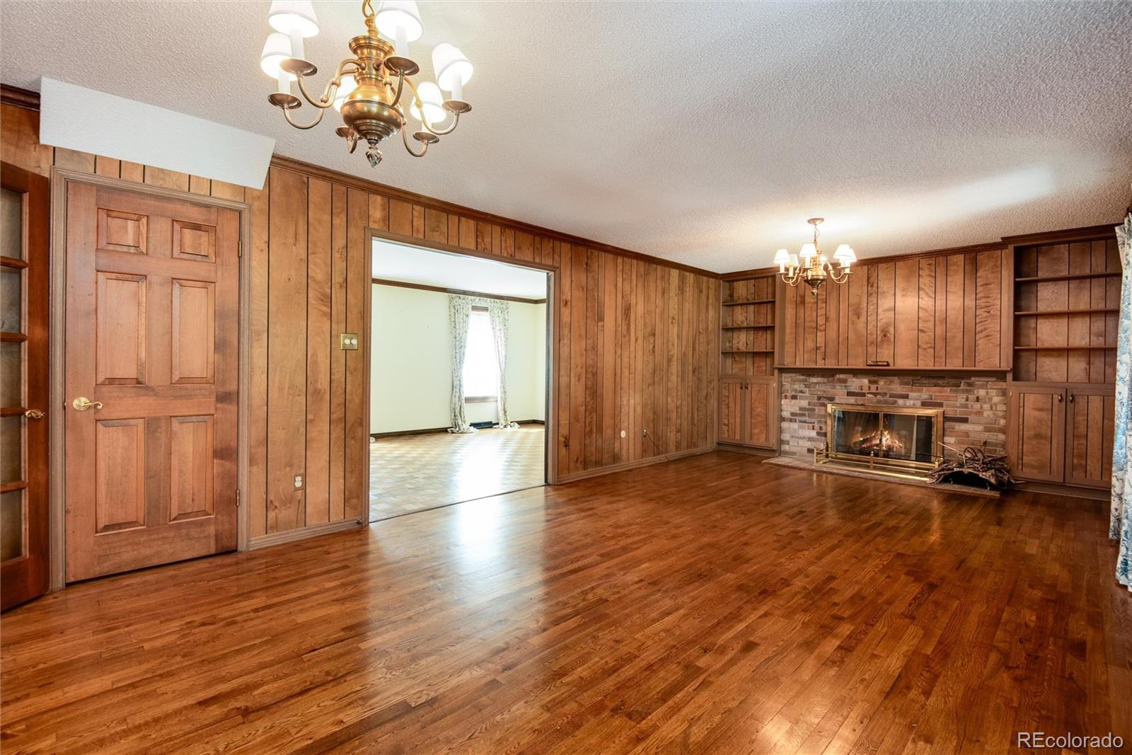 8 Meadowview Lane