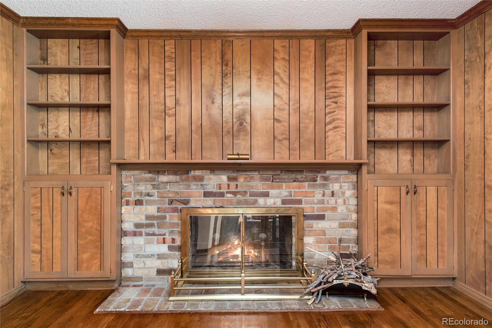 8 Meadowview Lane